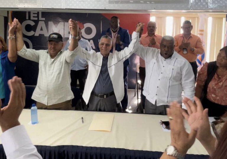 José Sánchez y su equipo apoyan candidatura de Manuel Jiménez