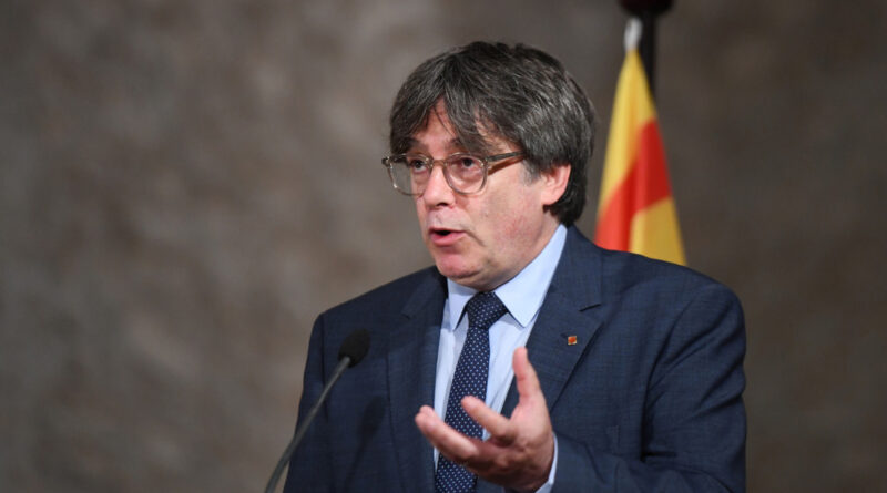 La reunión de una vicepresidenta de España con Puigdemont mueve el ajedrez de la investidura