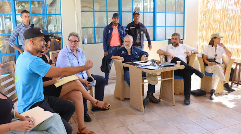 Ministro de Medio Ambiente encabeza encuentro con actores sociales integrados al Plan de Comanejo de la Laguna Cabarete y Goleta