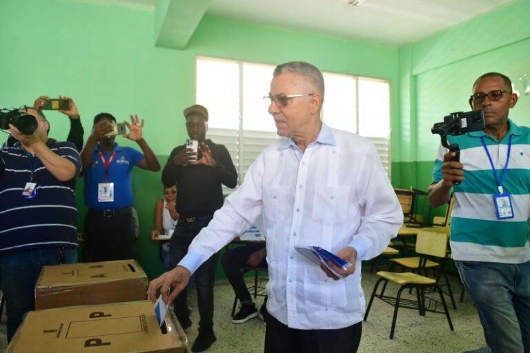 Manuel Jiménez: “Ganará quien tiene la oportunidad de derrotar a la oposición que somos nosotros”