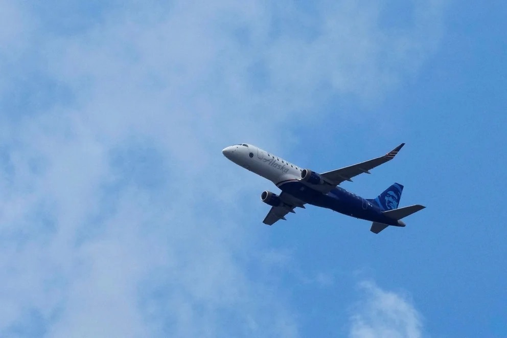 Emergencia en el aire: un piloto intentó apagar los motores de un avión en pleno vuelo