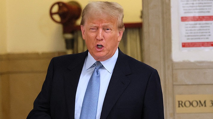Trump es multado con 5.000 dólares por juez de Nueva York por violar orden de silencio
