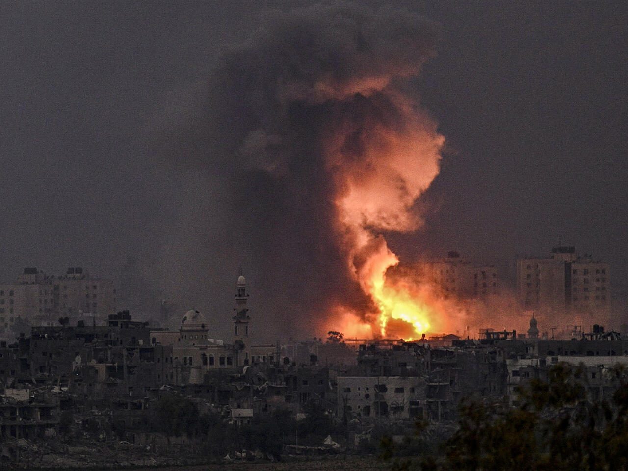 Cerca de 300 menores rusos están en la lista de evacuación de Gaza
