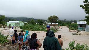 Lluvias dejan un desaparecido en Polo, Barahona