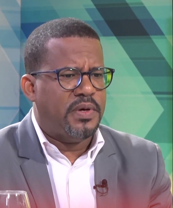 Andy Morales insta a abordar Urgentemente el Manejo de Desechos Sólidos y el Calentamiento Global en las Escuelas del País