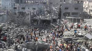 Al menos 50 palestinos mueren en ataques israelíes contra Jan Yunis y el campamento de Nuseirat