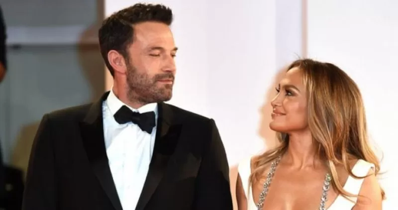 JLo y Ben Affleck sufren estrés postraumático a raíz de su primera relación