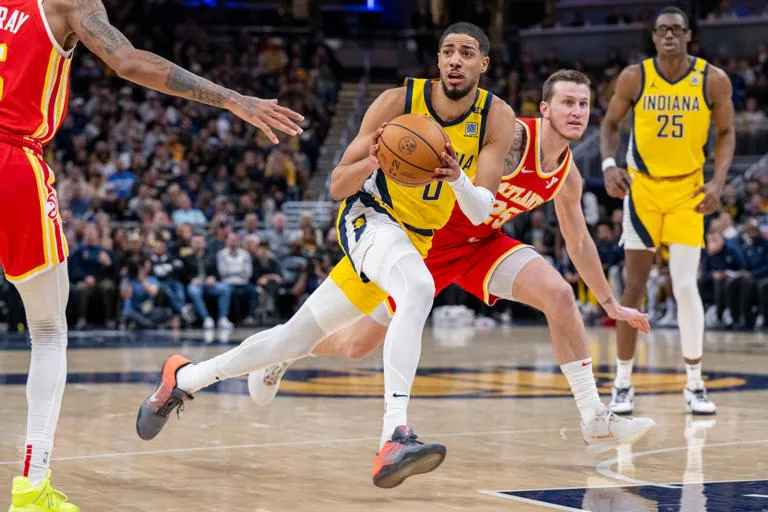 Haliburton aporta 18 de las 50 asistencias de Pacers, en triunfo sobre Hawks