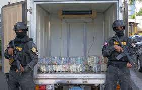 Autoridades ocupan 114 paquetes cocaína