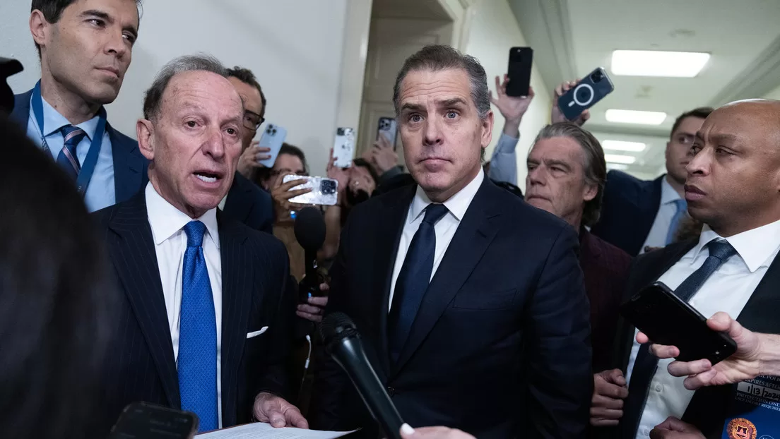 Periodista le pregunta Hunter Biden cuál es su 'crack' favorito