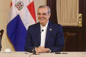 Presidente Abinader y asesor de Biden abordan crisis climática, seguridad y desarrollo