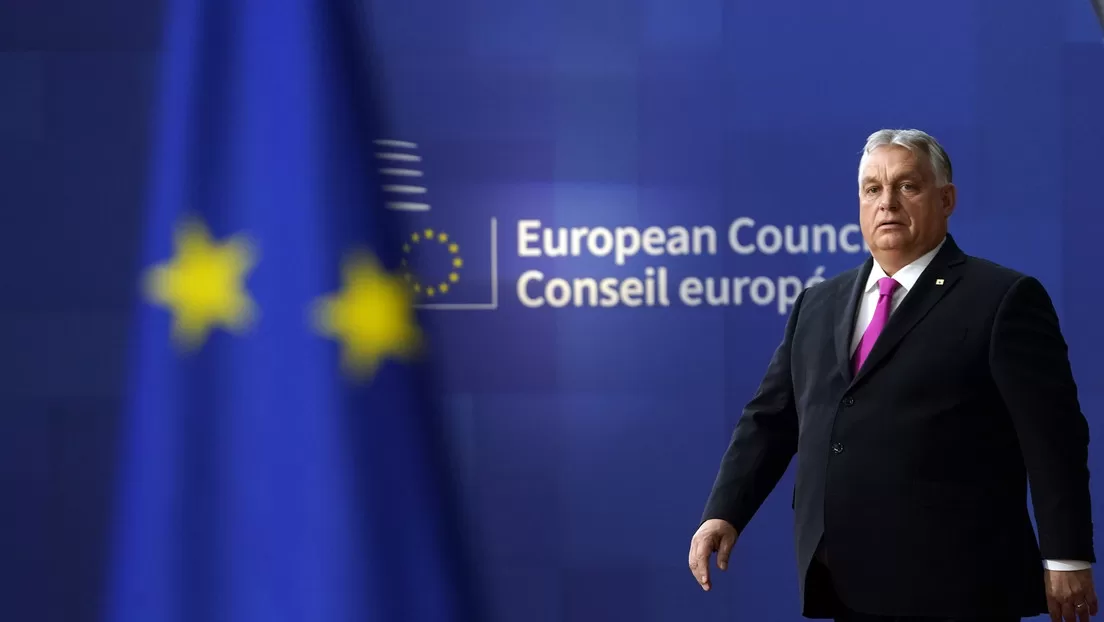 La UE prepara un "plan B" para acordar el paquete de ayuda a Ucrania evitando el veto de Hungría