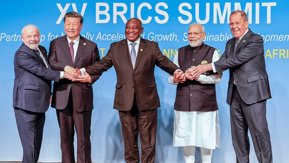 Rusia: La mayoría de los países de los BRICS apoyan la desdolarización dentro del bloque