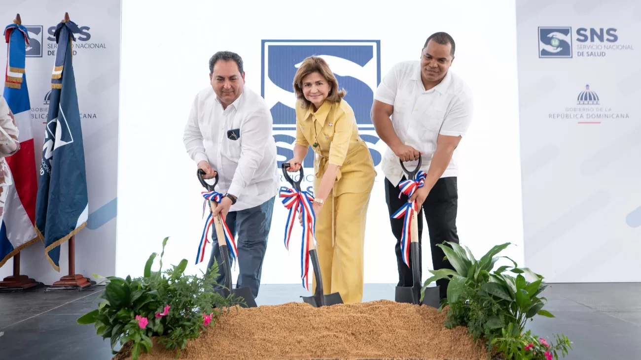 Vicepresidenta deja iniciados trabajos de construcción del hospital de Miches y planta de reciclaje en San Pedro de Macorís