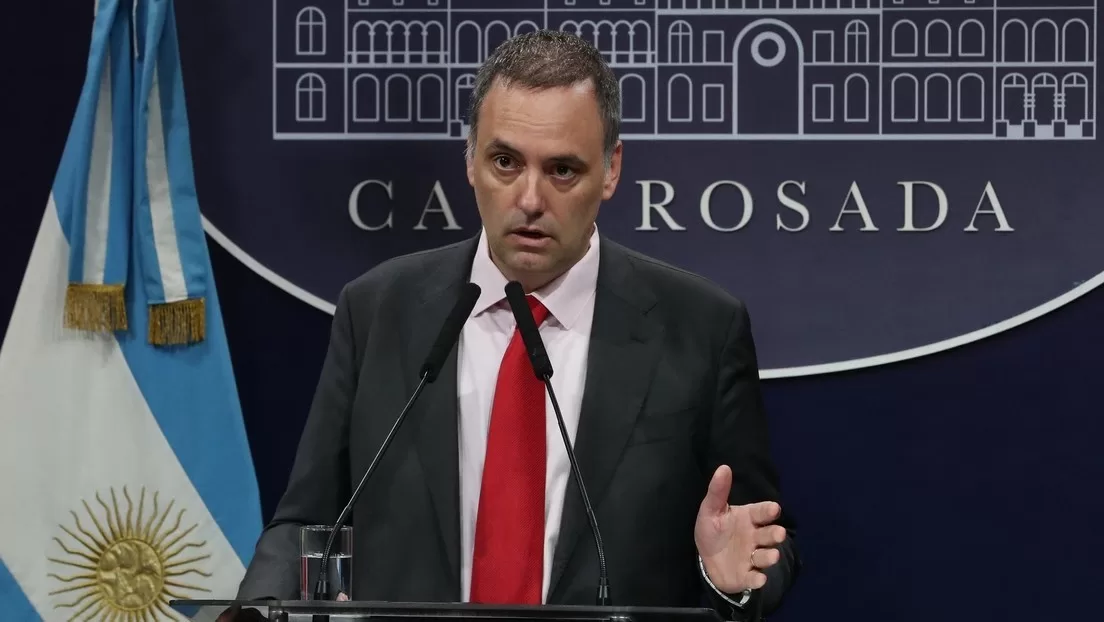 ¿Camiones para covid?: Embajada de China en Argentina desmiente al vocero de Milei