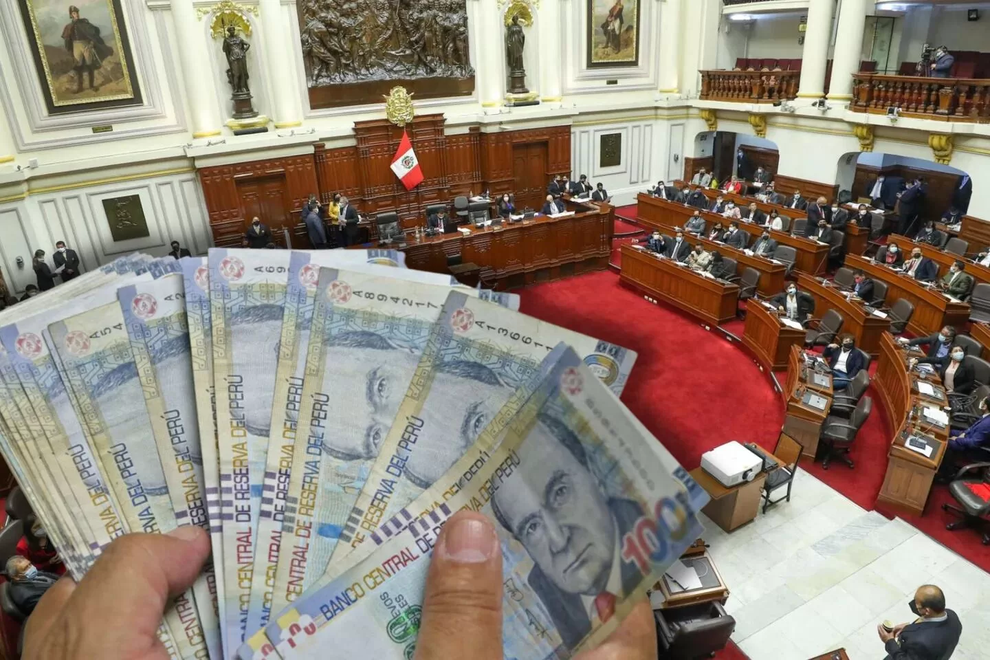 Fiscalía de Perú denuncia a otra congresista imputada por 'mochasueldos'