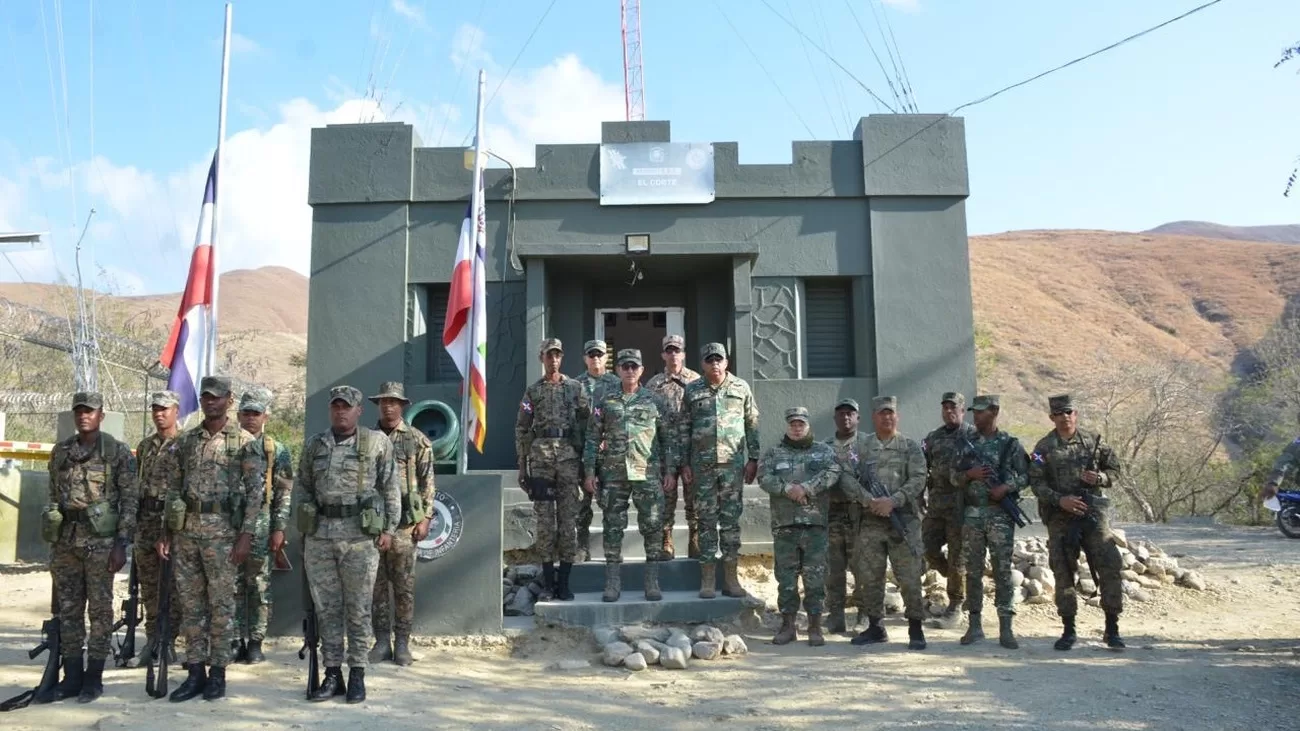 Ministro de Defensa asegura frontera RD-Haití está resguardada y en orden, tras finalizar recorrido