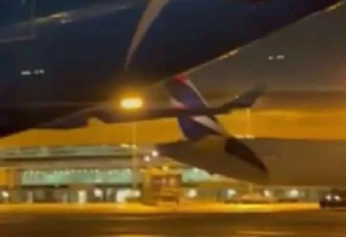 Un Boeing choca con otro avión en el aeropuerto de Miami