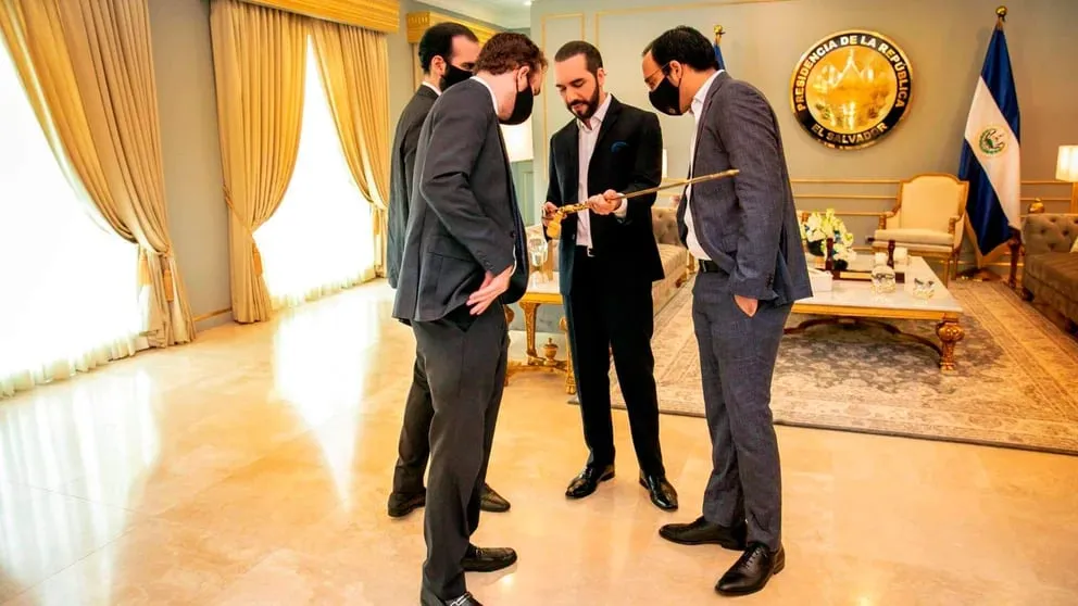 Los desafíos del segundo mandato de Nayib Bukele y las piezas clave de un círculo de confianza cada vez más reducido