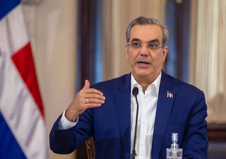 Abinader: "No pararemos las deportaciones de haitianos ni autorizaremos campos de refugiados"