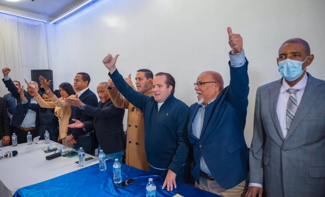 Paliza responde a la oposición ante intentos de alianza Rescate RD
