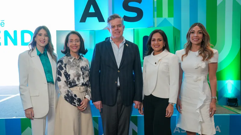 Seguros Sura y la ADCS realizan conferencia