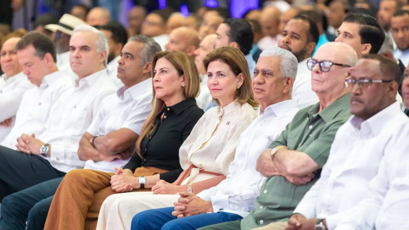 Con la presencia de la vicepresidenta Raquel Peña, Fenatrado juramenta su nuevo Comité Ejecutivo