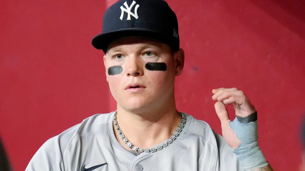 Boone le impone regla a Verdugo: sólo una cadena por juego