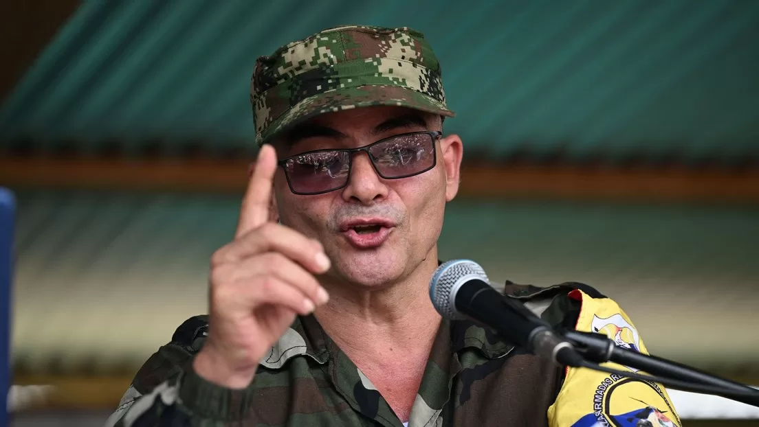 Esta es la condición de Petro para negociar con las disidencias de 'Iván Mordisco'
