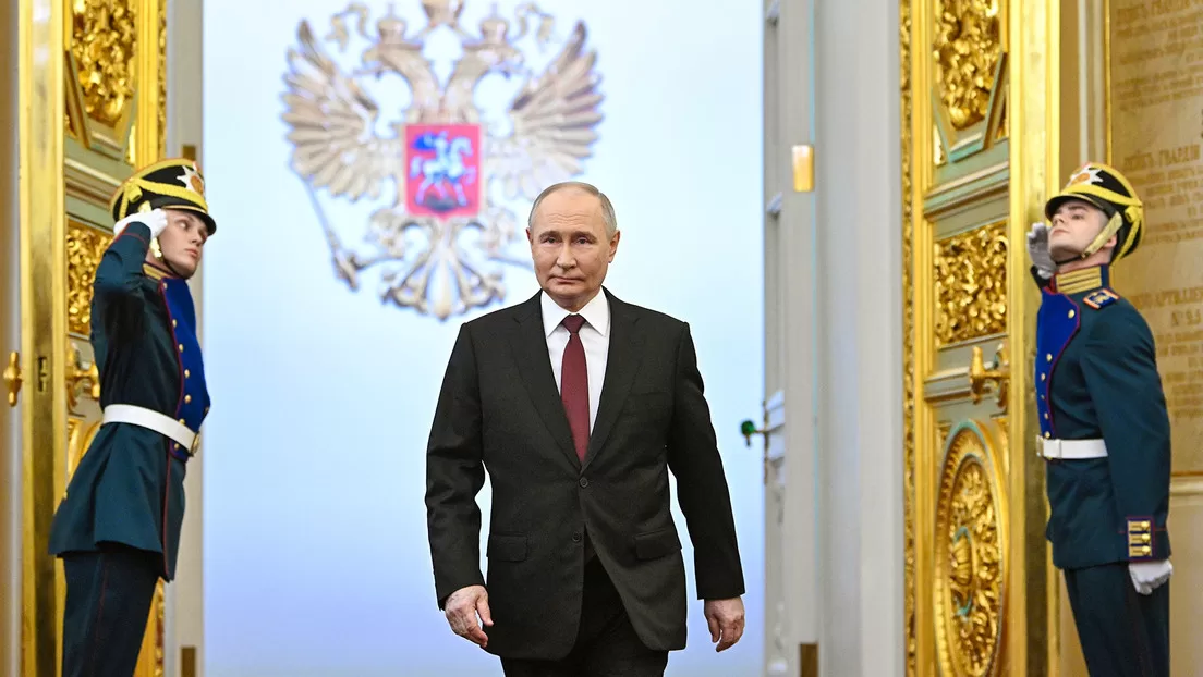 Vladímir Putin toma posesión como presidente de Rusia