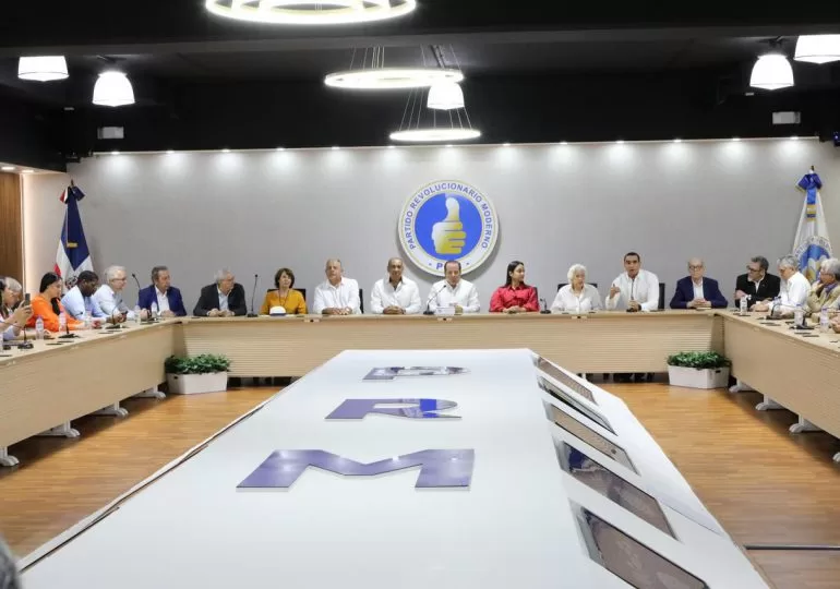 El PRM recibe a 73 observadores internacionales, entre ellos cinco expresidentes