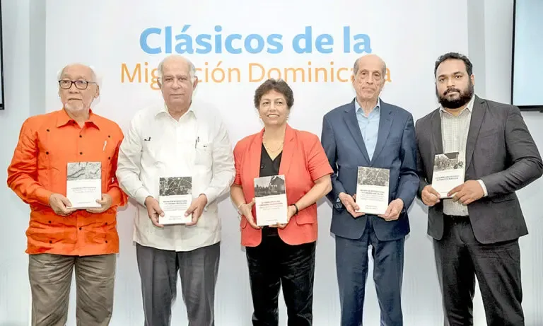 Ponen a circular cuatro tomos sobre Migración Dominicana