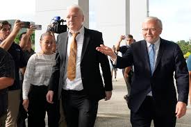 Julian Assange se declara culpable de espionaje