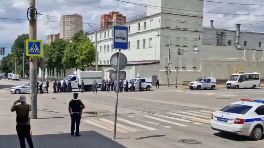 Neutralizan a los terroristas que tomaron rehenes en una cárcel rusa