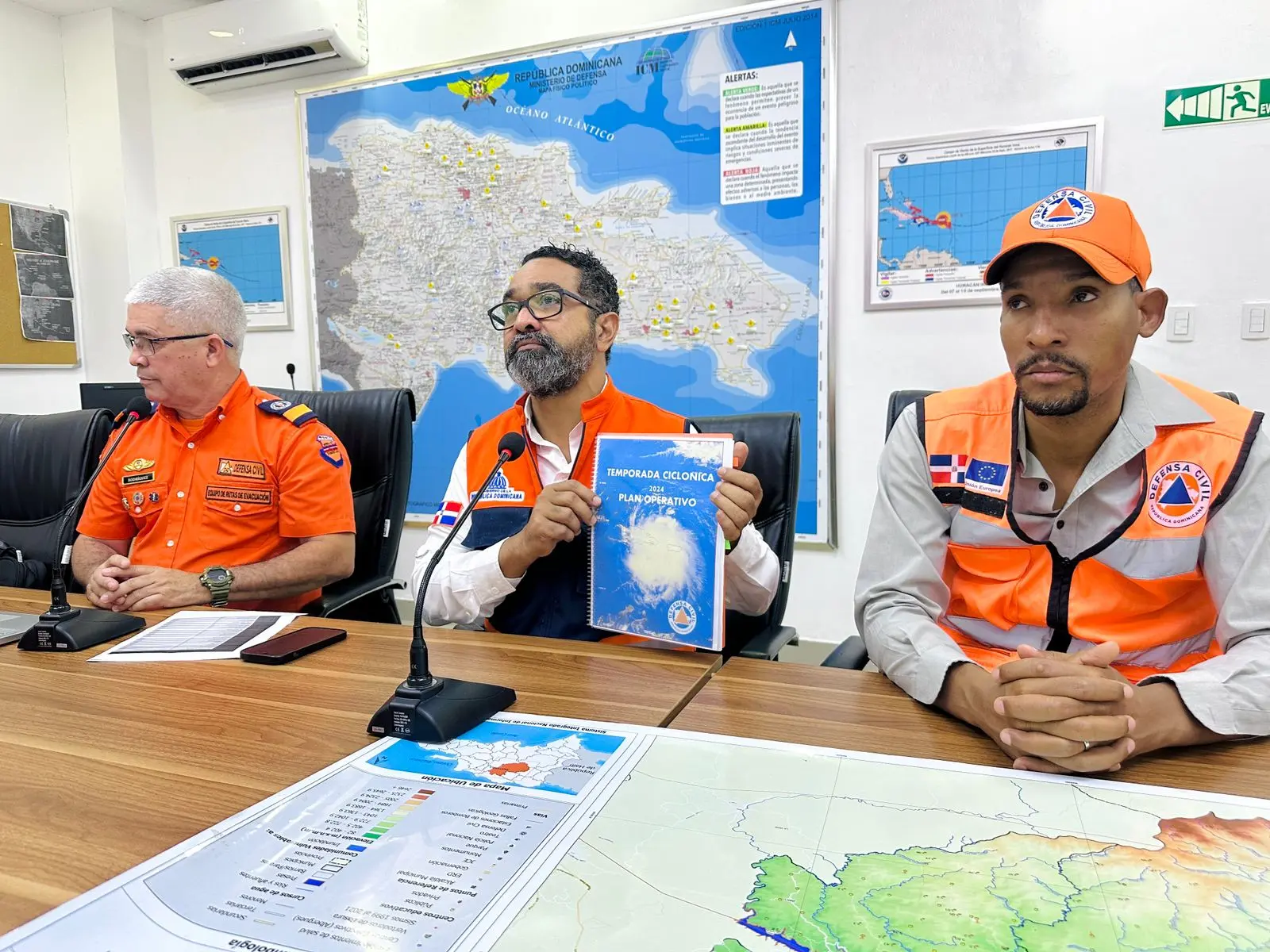 Defensa Civil activa sus protocolos ante posible impacto del huracán Beryl