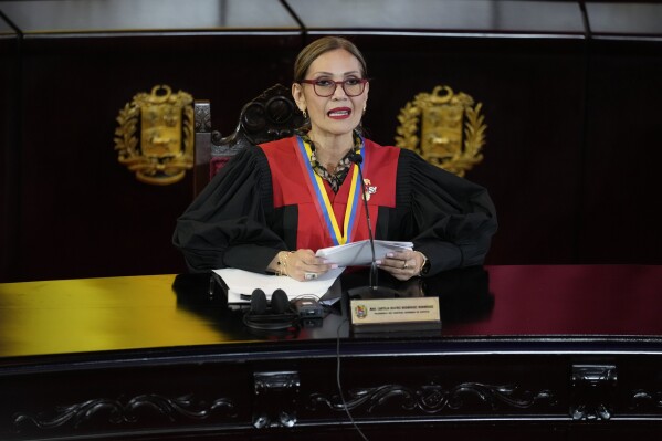 Supremo de Venezuela convalida la reelección de Nicolás Maduro tras peritaje electoral
