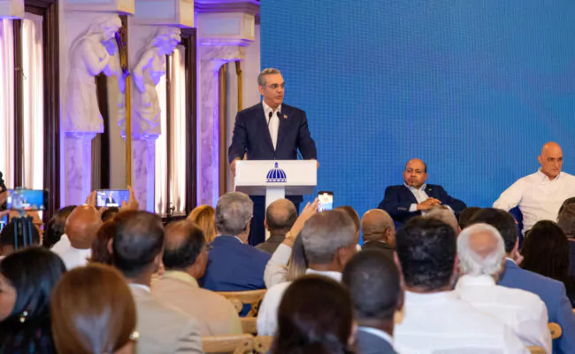 Presidente Abinader presentó reforma para la modernización y actualización del Código de Trabajo