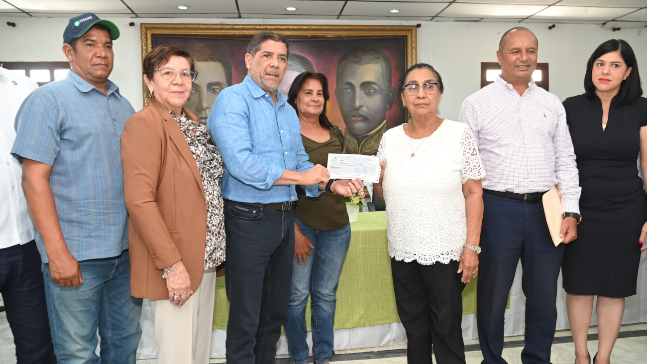 Provincia Hermanas Mirabal recibe la Ruta de Solidaridad Agropecuaria de la mano del ministro Limber Cruz