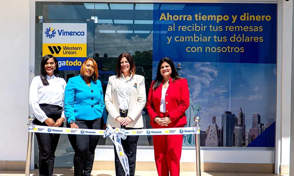 Inauguran oficinas de Vimenca y Western Union