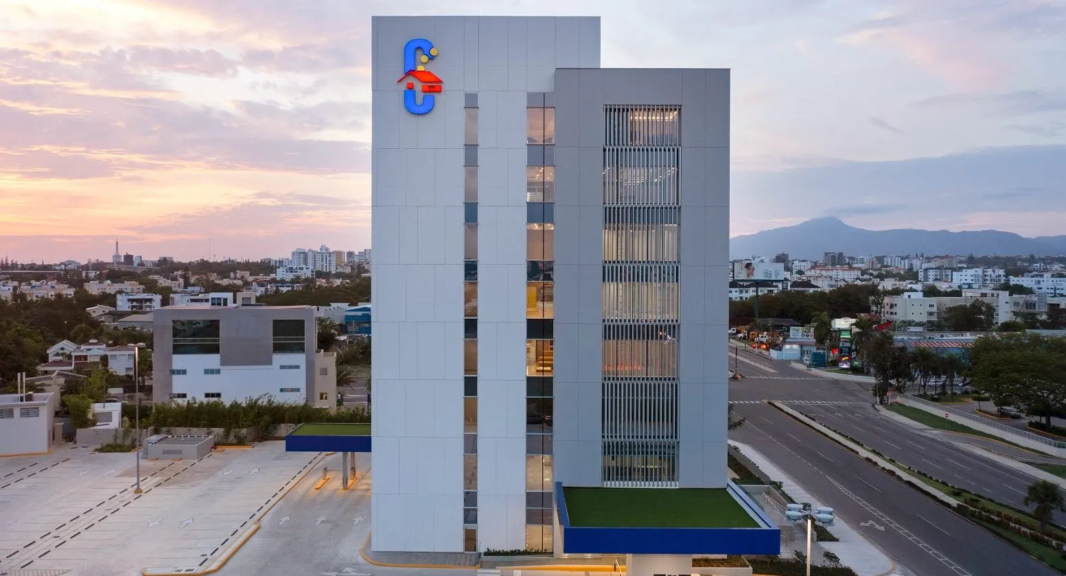 Asociación Cibao premiará a ahorrantes con «Casa Ahorro»