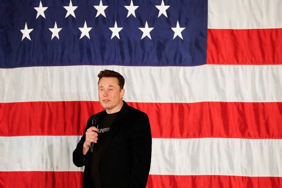 Elon Musk ofreció un millón de dólares diarios a votantes que firmen una petición política