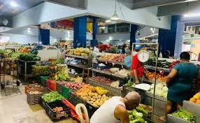 Esto no hay quien lo aguante! Comerciantes y amas de casa ya “pegaron” el grito por el impacto que sobre algunos productos tendrá la reforma fiscal