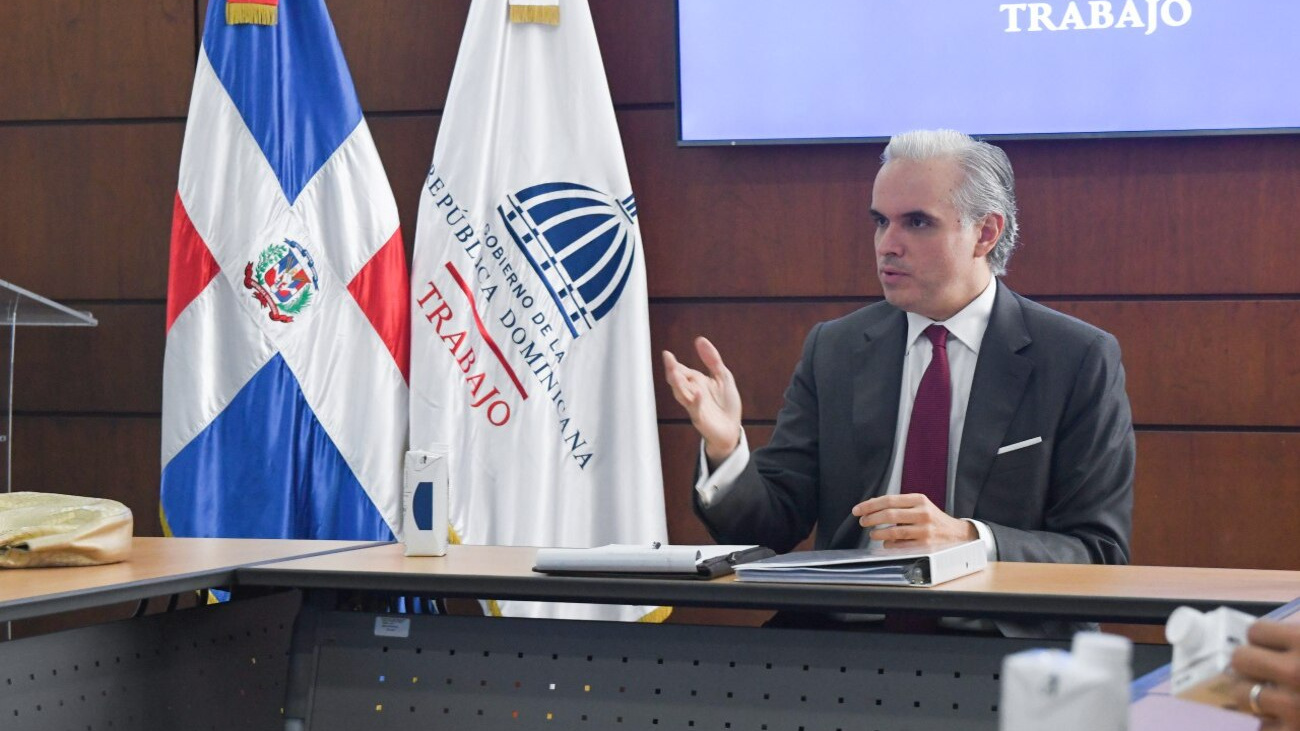 Reducción en el país de tasa de desocupación laboral refleja esfuerzos del Gobierno en mejorar productividad y garantizar más empleos