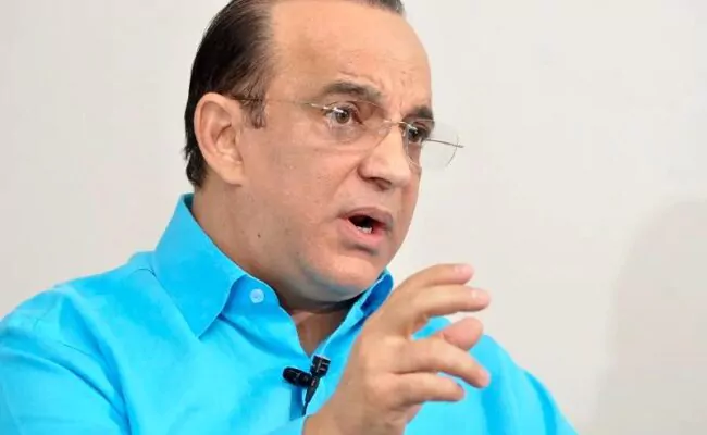PRSC sugiere incluir en reforma constitucional que presidentes puedan aspirar después de dos mandatos y un período fuera del Poder