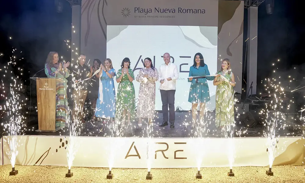 Playa Nueva Romana celebra apertura de AIRE