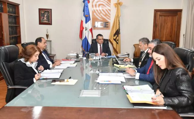 JCE gestionará convenio con CAPEL para actuar frente a la abstención electoral