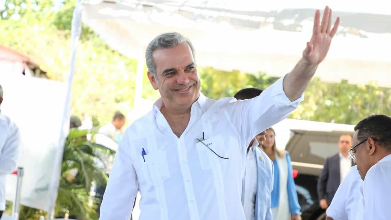 Presidente Abinader inaugurará este viernes carretera Comendador-Guaroa-Macasías, en Elías Piña