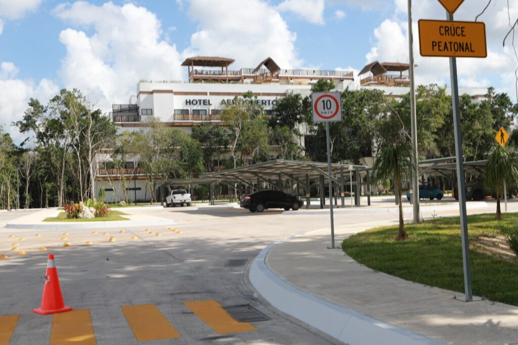 Tulum: un hotel en el aeropuerto para el viajero moderno