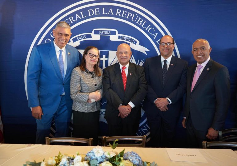 Consulado Dominicano en Nueva York rinde homenaje al Dr. Rafael Lantigua por su destacada trayectoria profesional y social