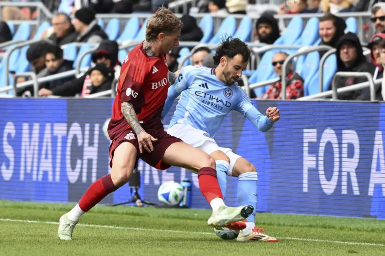 Denkey marca 2 goles, incluido uno de chilena, para que Cincinnati venza 2-1 a Sporting KC